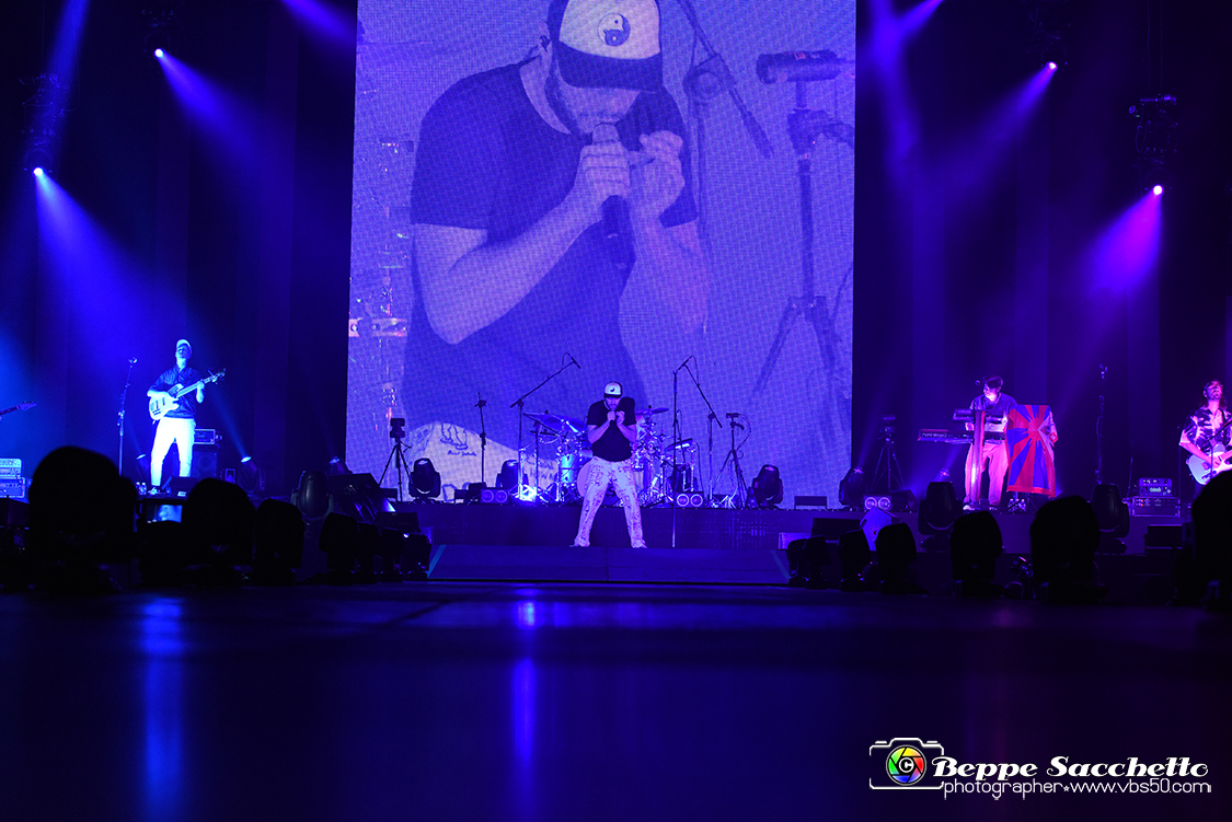 VBS_1559 - Concerto Pinguini Tattici Nucleari - Dove eravamo rimasti tour 2022.jpg